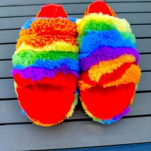 Ugg Fluff Yeah Slides - Size 8